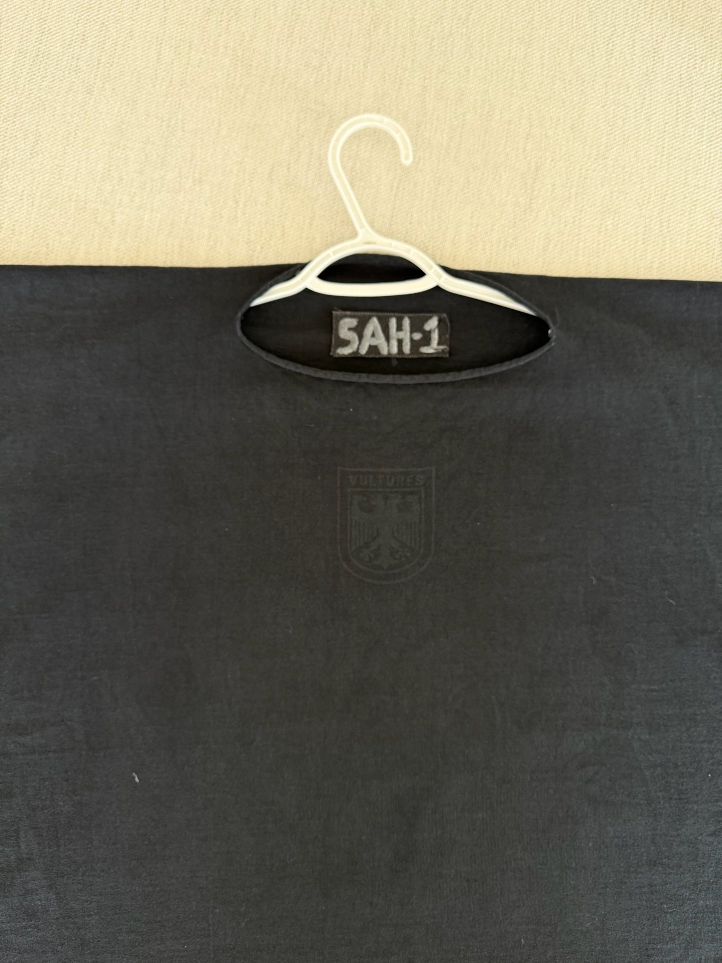 STOLEN ART HOUSE - G1  T-SHIRT